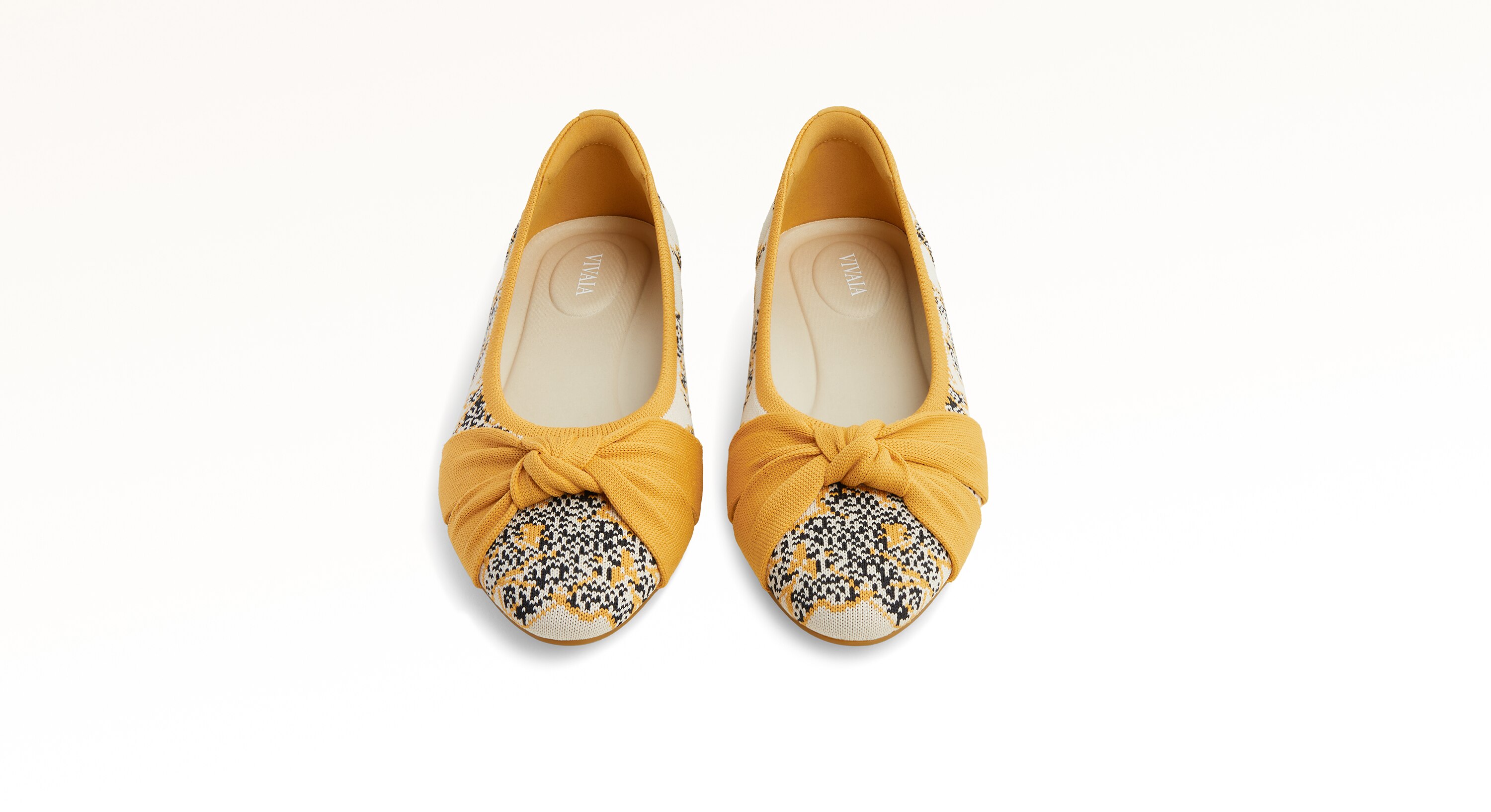 Bibi Round-Toe Knotted Sustainable Flats in Deep Ebony | VIVAIA